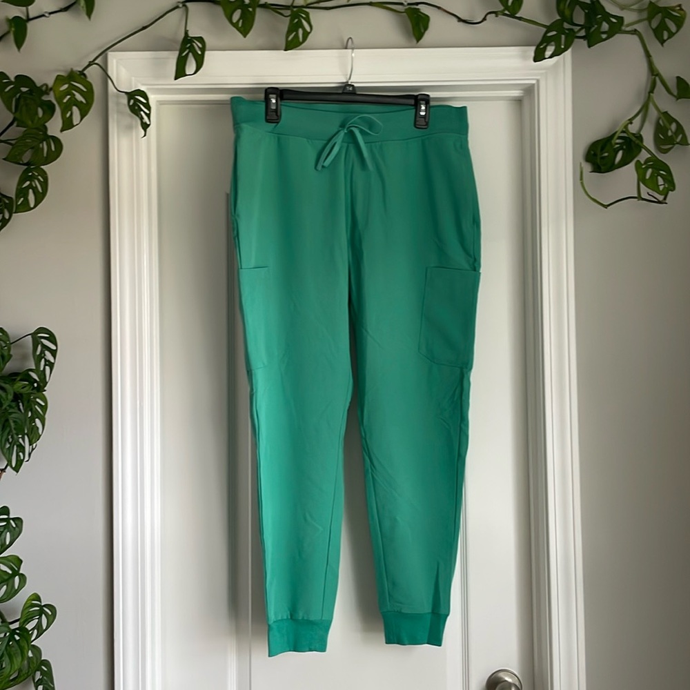Surgical green mandala joggers